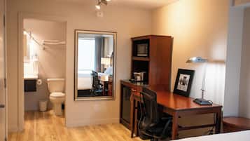 Standardzimmer, 1 Queen-Bett, Nichtraucher, Zimmerreinigung
