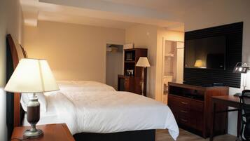 Chambre Standard, 2 grands lits, douche accessible en fauteuil roulant, non-fumeur