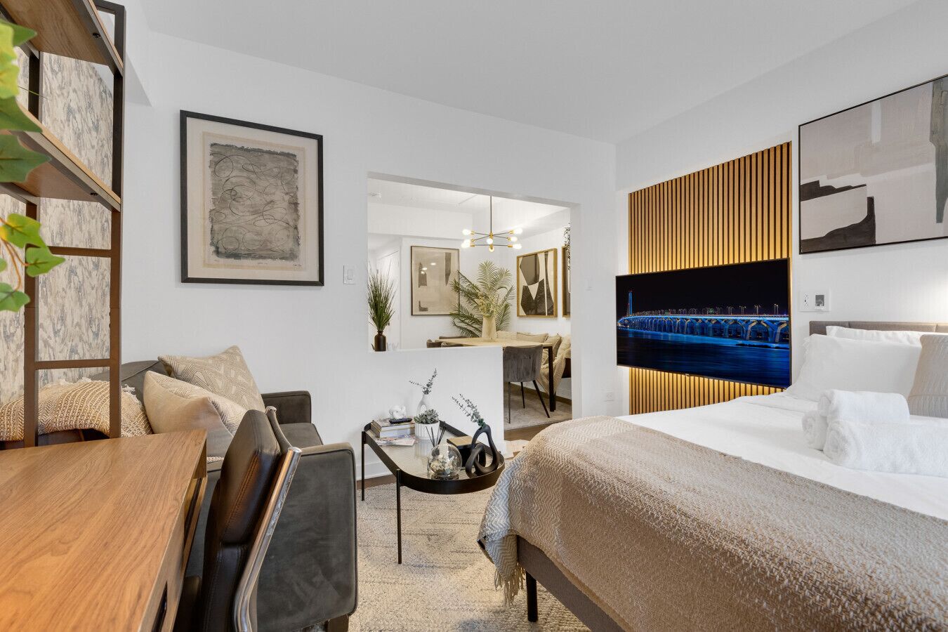 1 Schlafzimmer, Schreibtisch, Bügeleisen/Bügelbrett, Reisekinderbett