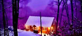 Voted #1 new home on Beech, loft, views, hot tub, pets, private, decks & firepit