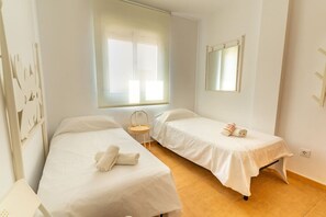 2 bedrooms, desk, iron/ironing board, WiFi