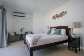 3 Schlafzimmer, Zimmersafe, Bügeleisen/Bügelbrett, Reisekinderbett