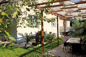 Ulkoruokailutilat