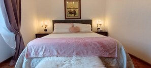 3 bedrooms, iron/ironing board, WiFi, bed sheets - Tiranoexpress 2 floor (Tirano)