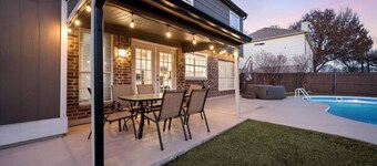 Spacious Modern Home w/ Pool • Hot Tub • Game Room