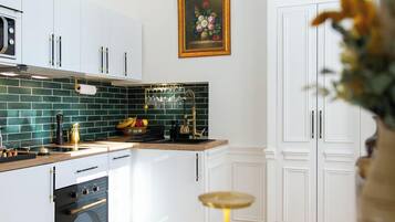 Microwave, oven, stovetop, paper towels