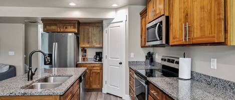 Microones, forn, placa de cuina i rentaplats