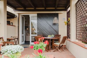 Outdoor dining - Welcome to Heaven in Stintino (Stintino)