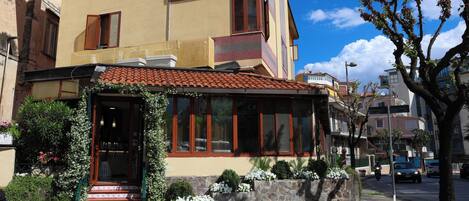 Façade de l’hébergement