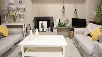 Coin salon dans le hall