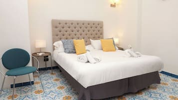 Doppia Superior | Una cassaforte in camera, una scrivania, ferro/asse da stiro