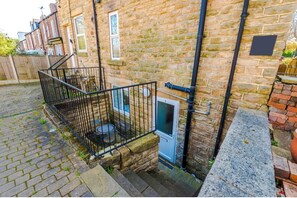 Property grounds - Two BR Apt By Eason Stays Short Lets Sheffield (Sheffield)