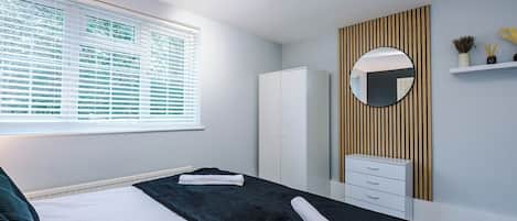 2 Schlafzimmer, Bügeleisen/Bügelbrett, Internetzugang, Bettwäsche