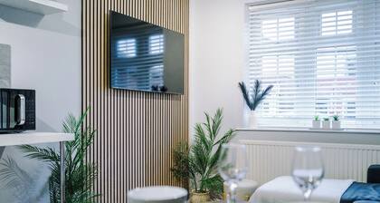 15% Off | Free Parking | Fast Wi-Fi | Stockport