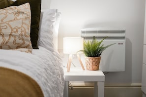 1 chambre, fer et planche à repasser, Wi-Fi gratuit, draps fournis
