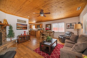 Cabin, quang cảnh núi | Khu phòng khách | TV 