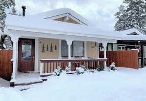 Exterior - Cabin Chic (Big Bear City)