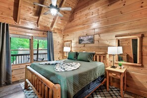 2 bedrooms, iron/ironing board, travel cot, free WiFi