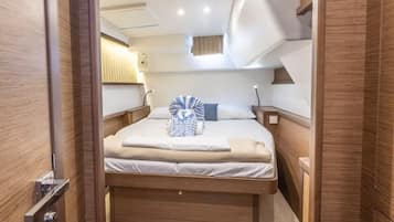 4 bedrooms, WiFi, bed sheets