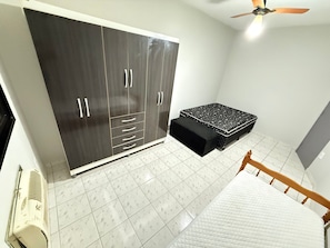 Apartment | Blackout drapes, iron/ironing board, free WiFi