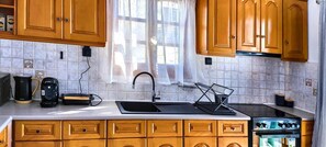 Mikrobølgeovn, ovn og kokeplater