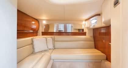 Modern 46' Yacht "Grand Admiral" 2BR + Salon Bed and 2Bath ~ Key West