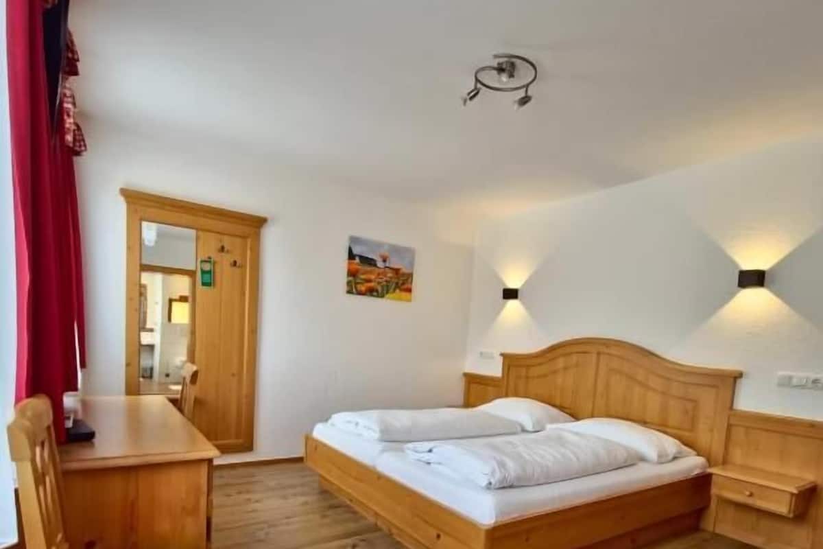Chambre Double Standard, vue jardin