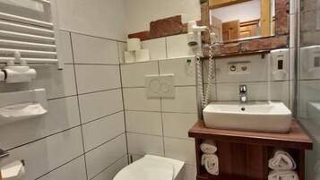 Standard Double Room, Garden View | Bathroom | Shower, hair dryer, soap, shampoo