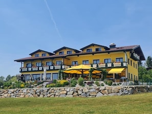 Exterior - Landgasthof Entenwirt (Tarsdorf)