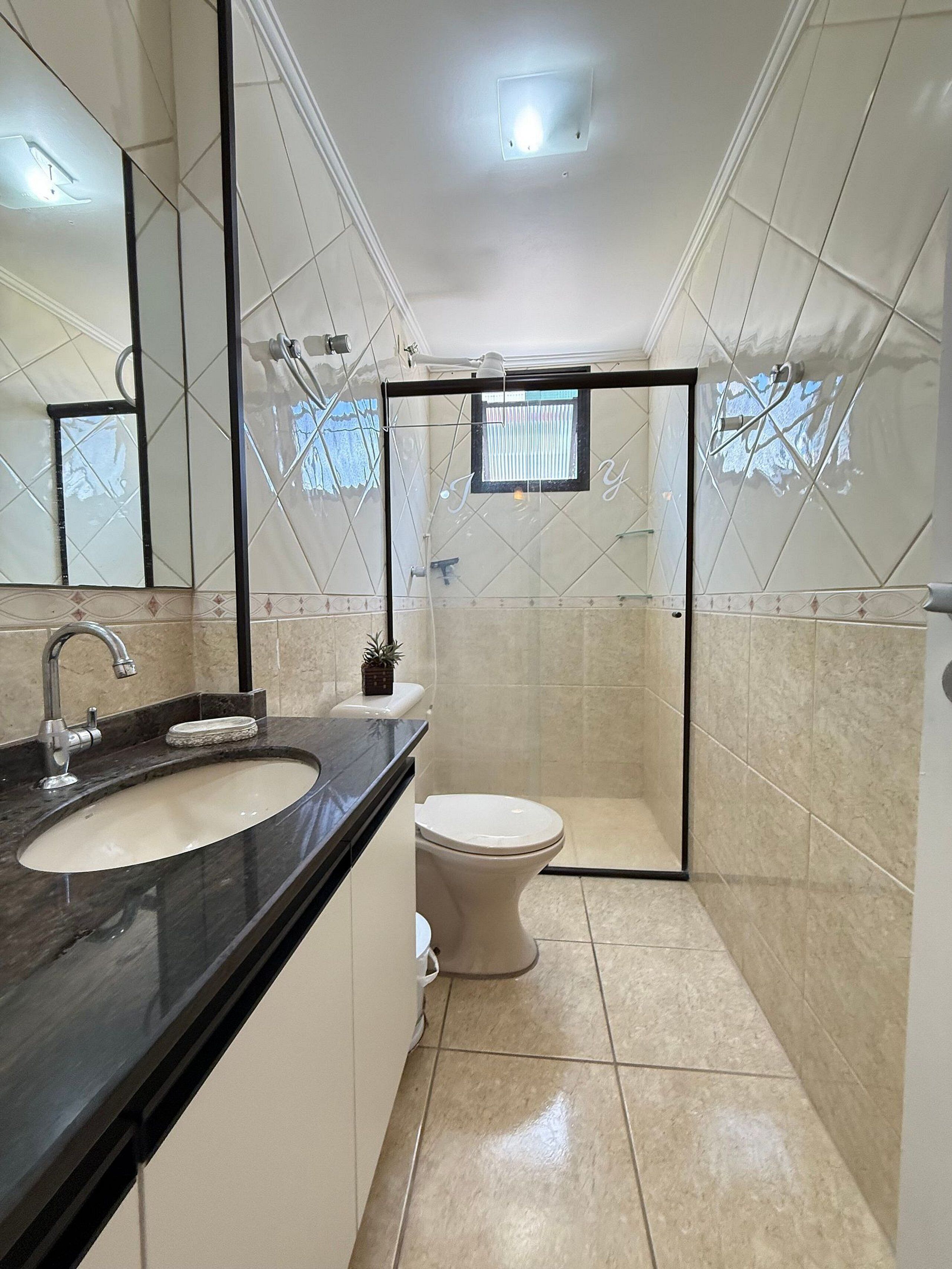 Apartment | Bathroom