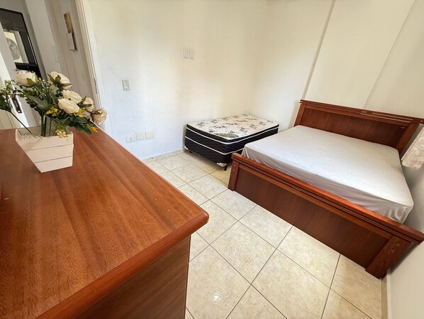 Departamento | Cortinas blackout, tabla de planchar con plancha y wifi gratis 