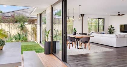 Mainbreak Dunsborough – Stylish Coastal Retreat