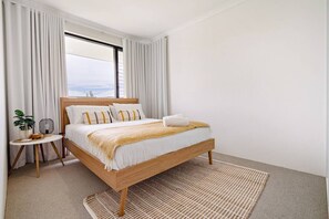 4 bedrooms, iron/ironing board, travel cot, free WiFi