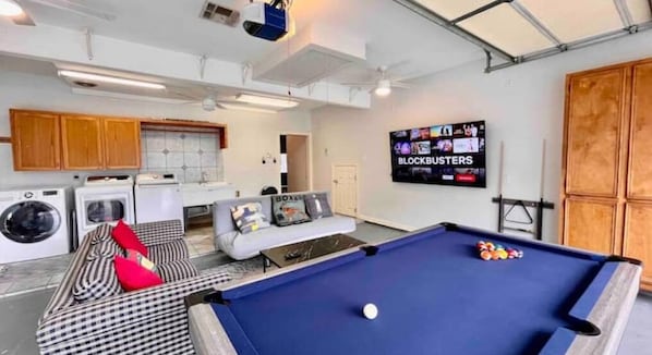 Spielezimmer