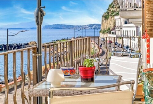 La Perla Flegrea 
“Luxury Experience “