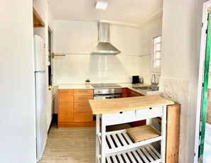 Private kitchen - Cosy flat 200m from the beach (Tamariu)