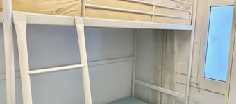 Cosy flat 200m from the beach