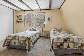 Free WiFi - Cabin in the Pines (Big Bear Lake)