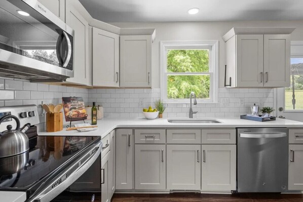 Fridge, microwave, oven, dishwasher