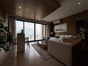 TV connectée, espaces bureaux