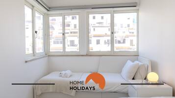 2 chambres, fer et planche à repasser, Wi-Fi gratuit, draps fournis