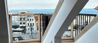 Penthouse apartment with terrace in Constanta / The Composer