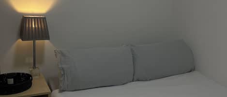 1 chambre, fer et planche à repasser, Wi-Fi