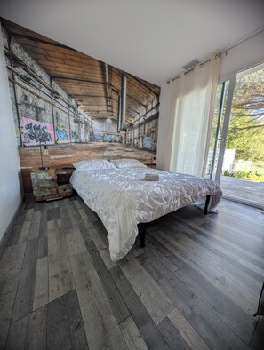 4 quartos, ferros/tábuas de passar roupa, Wi-Fi, roupa de cama