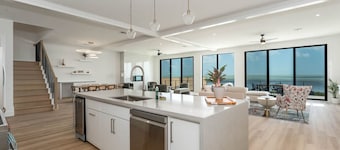 NEW LUXURY 4,000 SF Waterfront Home w/Pool , Sleeps 22