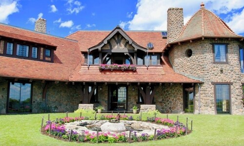 Peaceful Meredith Getaway - 2 BR w/ Wifi & Charm