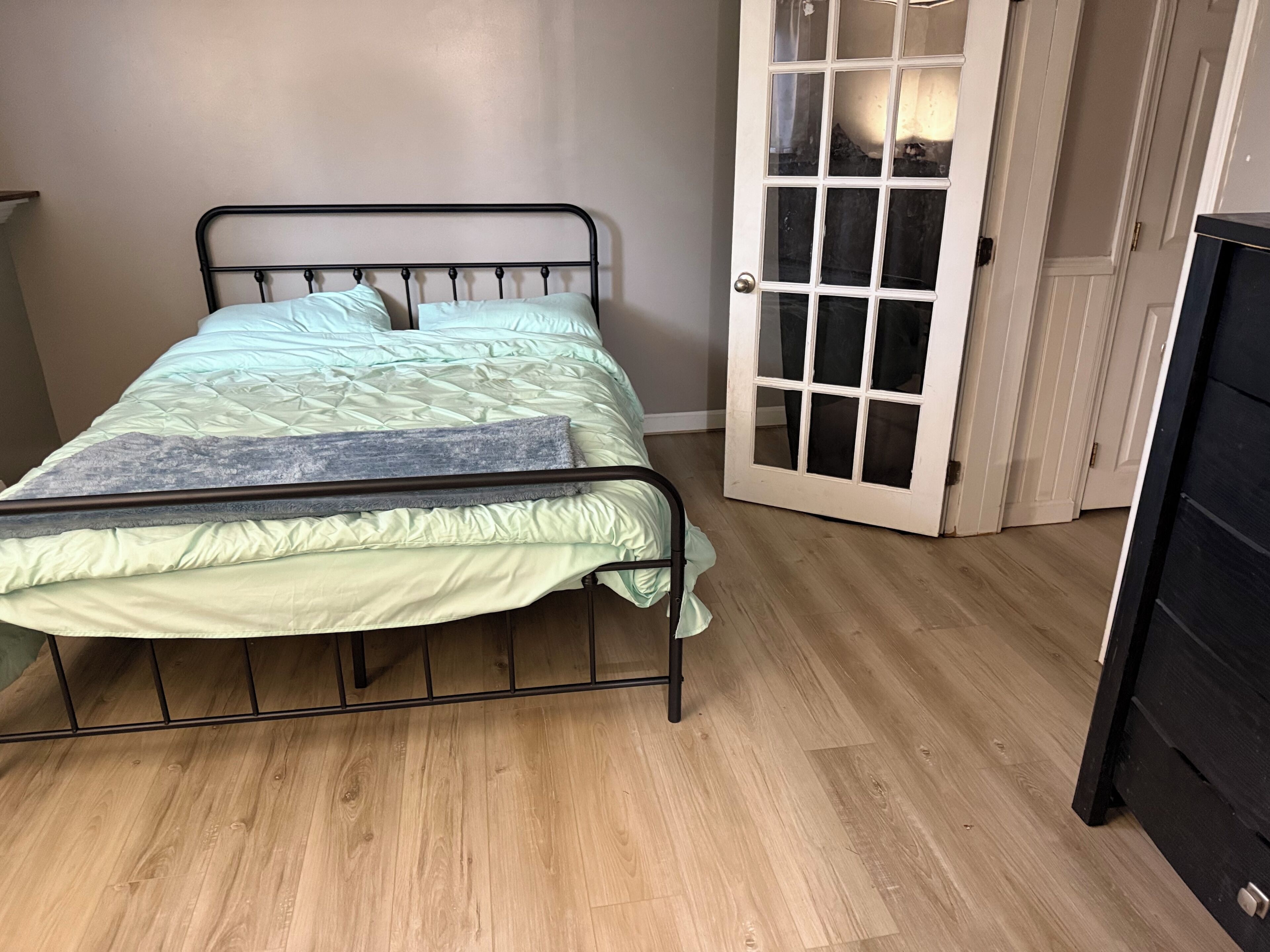 4 soverom, reiseseng for barn, wi-fi og sengetøy