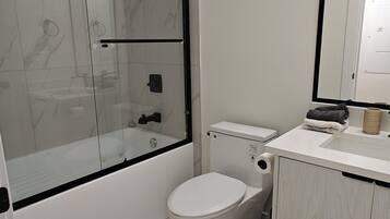 Towels, soap, shampoo, toilet paper