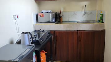 Microwave, stovetop