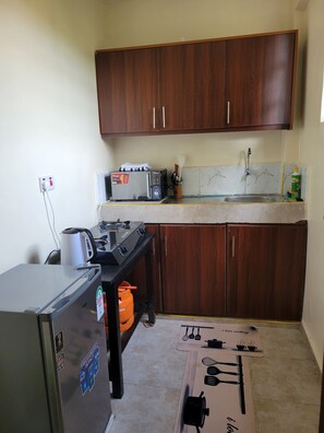 Microwave, stovetop